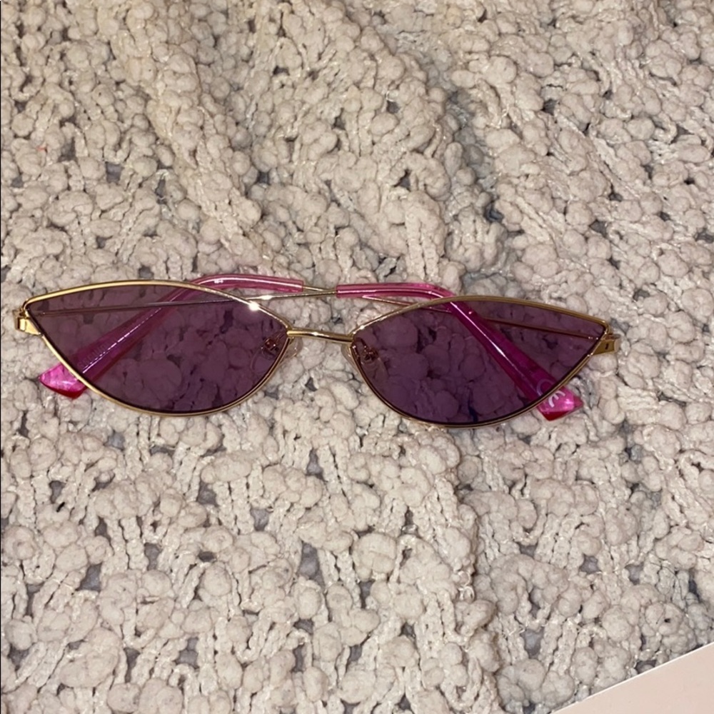 rose colored cat eye sunglasses